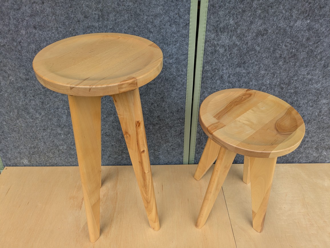 天然木スツール カバ材