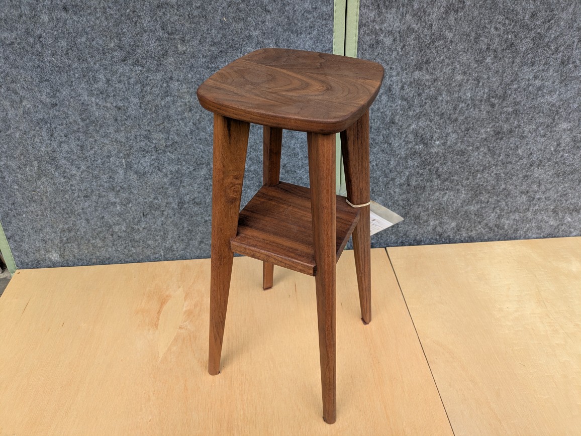 天然木スツール ウォールナット材