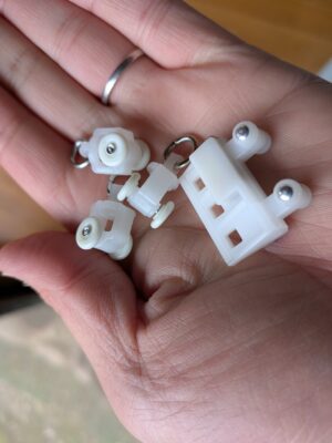 カーテンランナー入れ替え